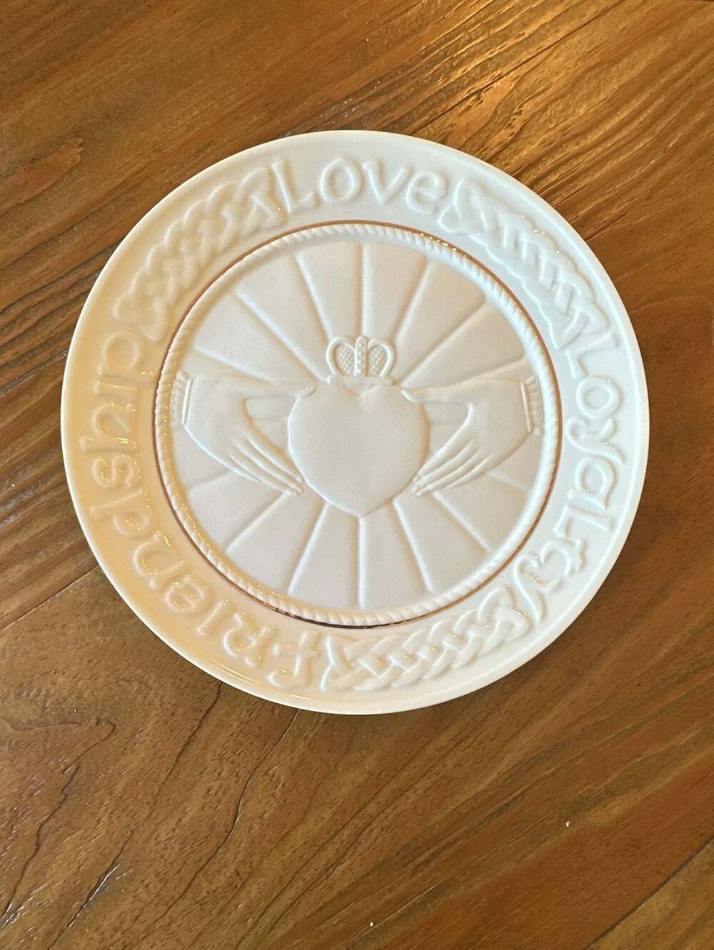 Belleek Claddagh Collector Plate Ireland White Porcelain